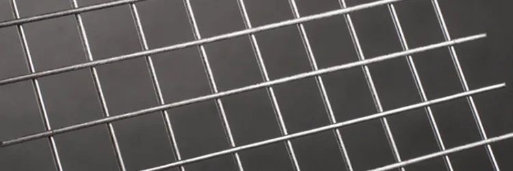 Electrowelded wire mesh, spot-welded wire fence, presser-welded mesh fabric